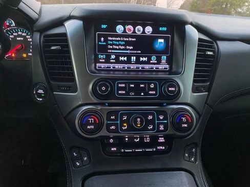 Used 2018 Chevrolet Tahoe Premier image 16