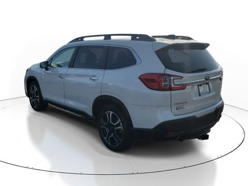 Used 2023 Subaru Ascent Touring image 4