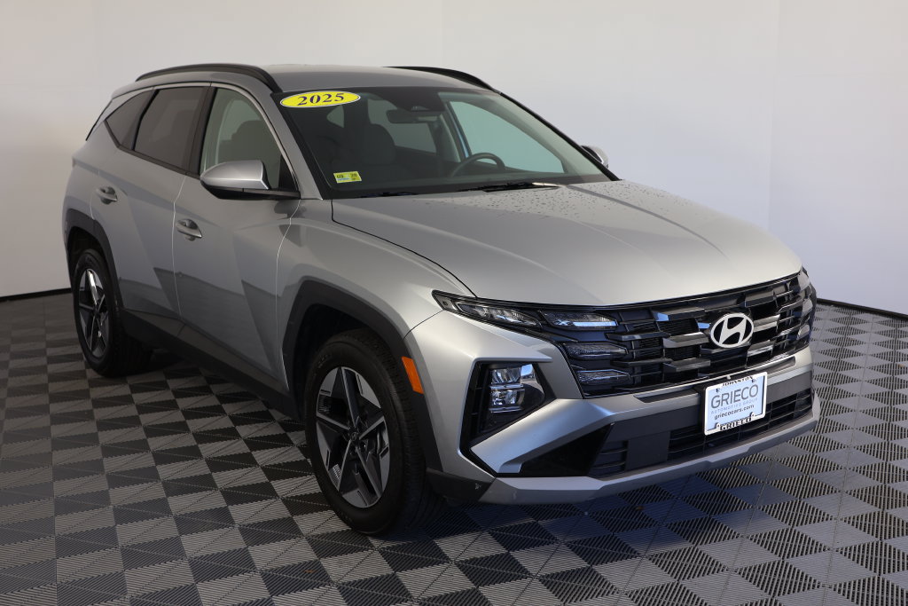 Used 2025 Hyundai Tucson SEL AWD/4WD image 1