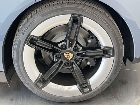 New 2025 Porsche Taycan image 12