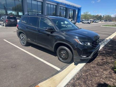 Used 2023 Honda Passport Elite image 6