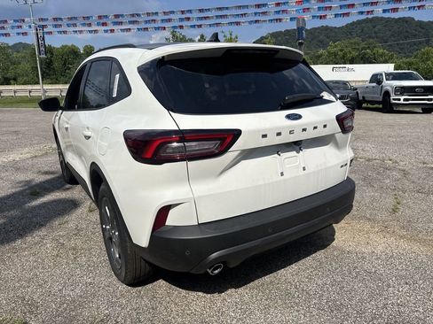 New 2025 Ford Escape ST-Line w/ Tech Pack #1 AWD/4WD image 8