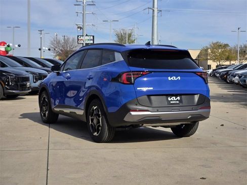 New 2026 Kia Sportage EX w/ EX Panorama Roof Package FWD image 3