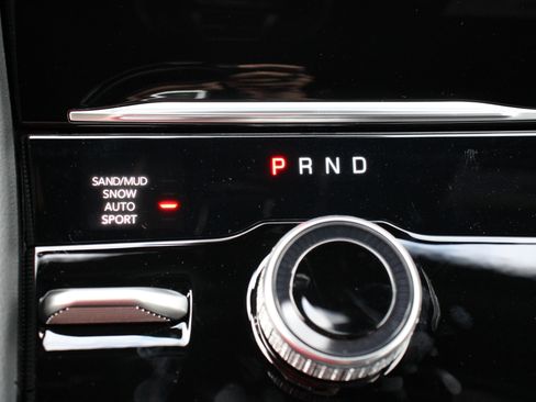 New 2025 Jeep Grand Cherokee L Limited w/ Black Appearance Package image 22