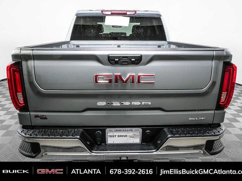 Used 2025 GMC Sierra 1500 SLT image 28