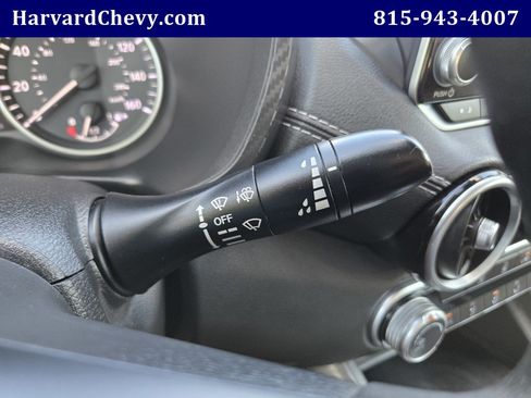 Used 2024 Nissan Sentra SV FWD image 18