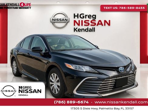 Used 2024 Toyota Camry LE FWD image 1