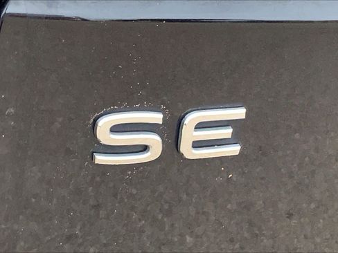 Used 2023 Volkswagen Atlas SE FWD image 10