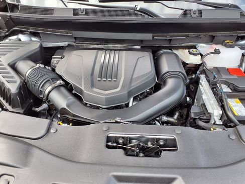 Used 2026 Chevrolet Traverse LT w/ LPO, Floor Liner Package FWD image 36