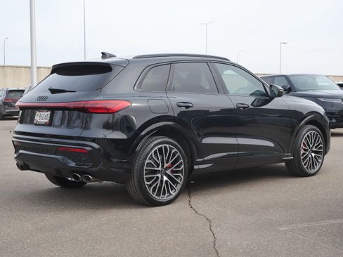 Used 2025 Audi SQ5 Premium Plus AWD/4WD image 5