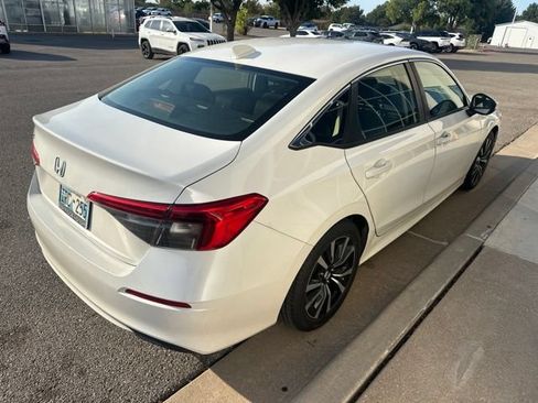 Used 2022 Honda Civic EX image 5