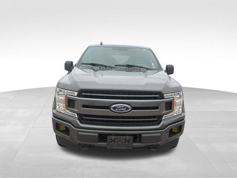 Used 2018 Ford F150 XLT w/ Equipment Group 302A Luxury AWD/4WD image 4