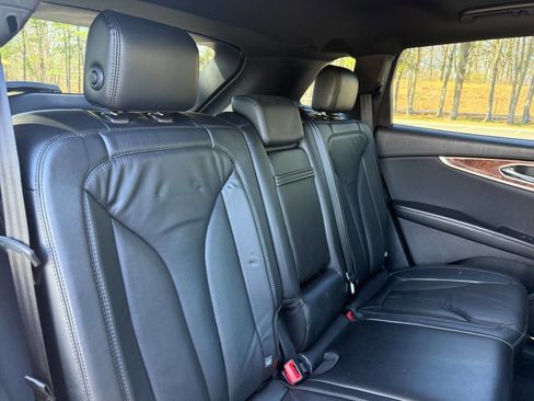 Used 2016 Lincoln MKX Select w/ Select Plus Package image 18