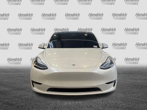 Used 2023 Tesla Model Y Long Range AWD/4WD image 3