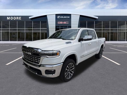 Used 2025 RAM 1500 Limited w/ Off Road Group AWD/4WD image 7