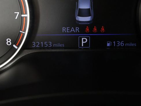 Used 2023 Nissan Altima 2.0 SR FWD image 39