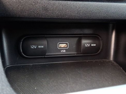 Certified 2022 Kia Forte LXS FWD image 22