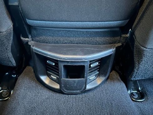 Used 2024 RAM 2500 Big Horn w/ Bed Utility Group image 33