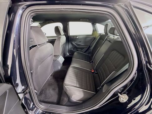 Used 2023 Volkswagen Jetta Sport image 21