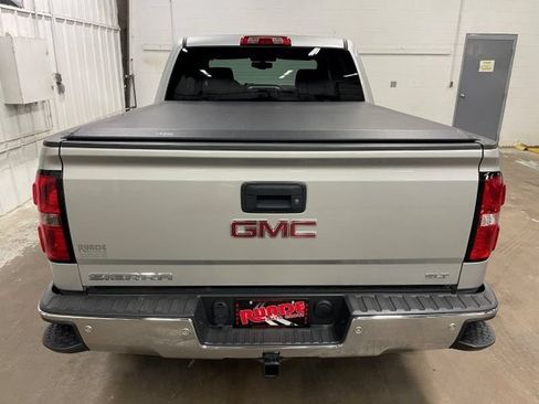 Used 2014 GMC Sierra 1500 SLT w/ SLT Crew Cab Value Package AWD/4WD image 9
