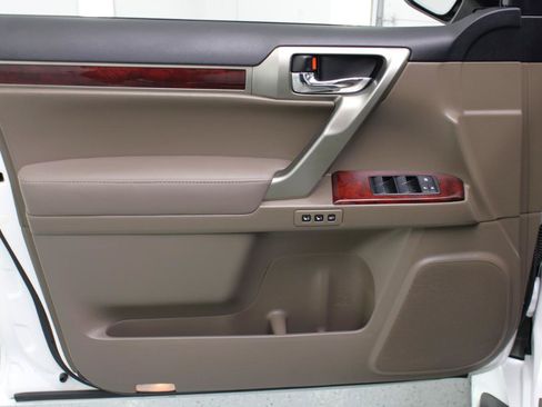 Used 2012 Lexus GX 460 w/ Comfort Plus Pkg AWD/4WD image 36