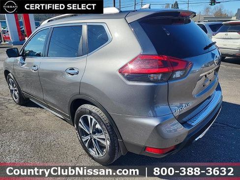 Certified 2019 Nissan Rogue SV w/ Sun & Sound Touring Package image 6