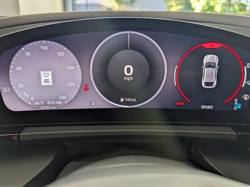 Used 2025 Porsche Macan Electric image 23