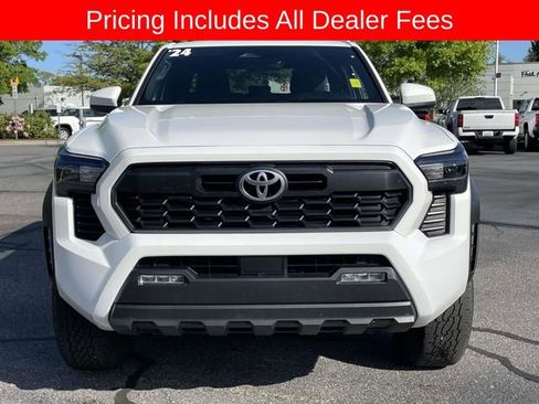 Used 2024 Toyota Tacoma TRD Off-Road AWD/4WD image 8