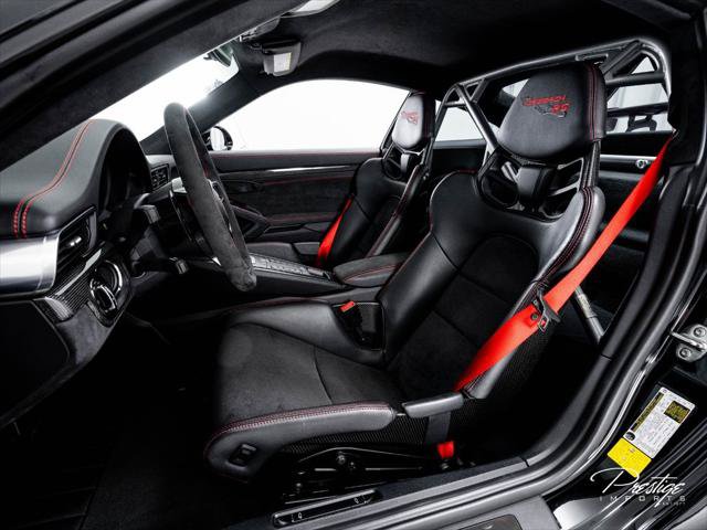 Used 2018 Porsche 911 GT2 RS RWD image 33