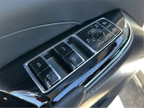 New 2025 Cadillac Lyriq Sport image 30