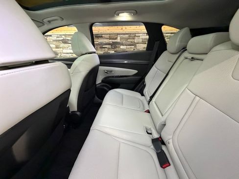 Used 2022 Hyundai Tucson Limited AWD/4WD image 39