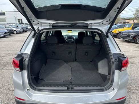 Used 2022 Chevrolet Equinox LT FWD image 12
