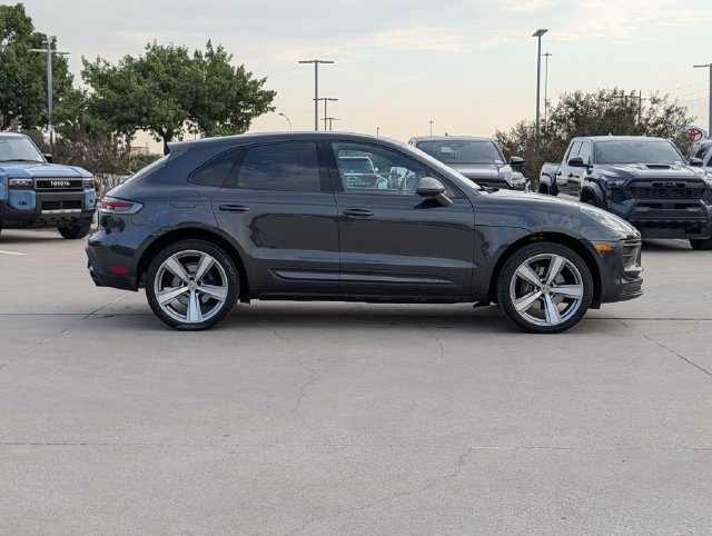 Used 2025 Porsche Macan Turbo AWD/4WD image 6
