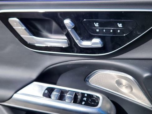 Used 2026 Mercedes-Benz E 350 4MATIC Sedan image 11