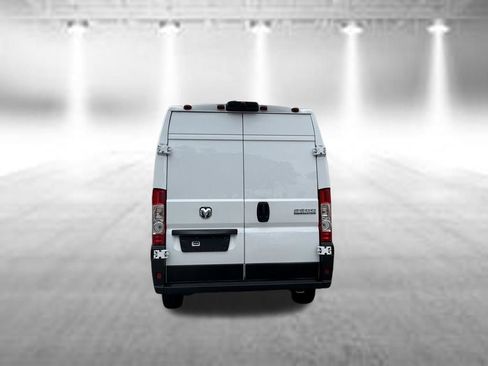 Used 2023 RAM ProMaster 2500 FWD image 6