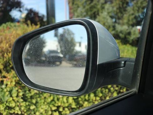 Used 2025 Chevrolet TrailBlazer LT image 9