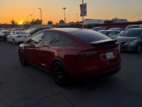 Used 2025 Tesla Model X AWD/4WD image 12