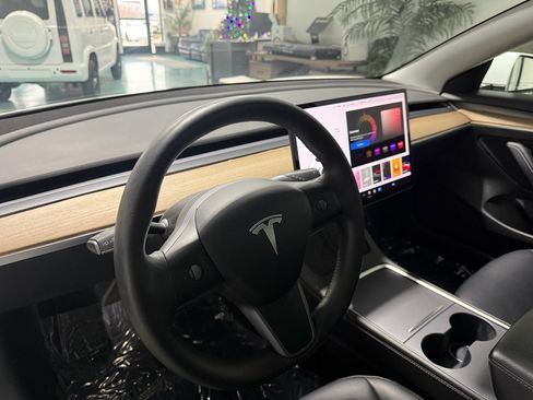 Used 2021 Tesla Model 3 Long Range image 10