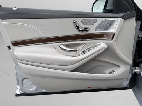Used 2015 Mercedes-Benz S 550 Sedan image 13