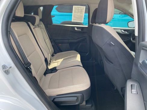 Used 2021 Ford Escape SE w/ Convenience Package FWD image 19