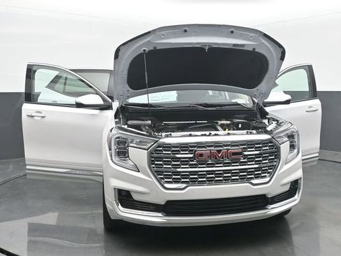 Used 2023 GMC Terrain Denali w/ LPO, Floor Liner Package AWD/4WD image 52