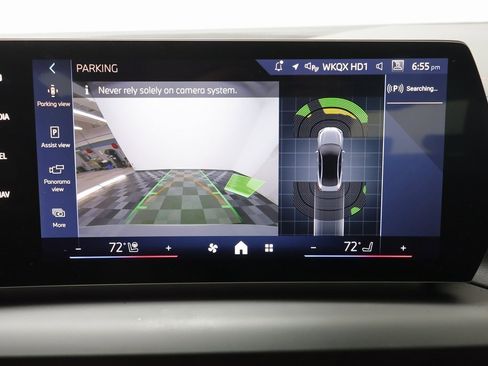 Certified 2025 BMW 228i xDrive w/ Premium Package image 10