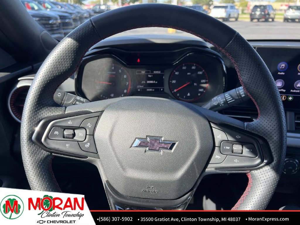 Used 2024 Chevrolet Trax RS w/ Driver Confidence Package FWD image 19