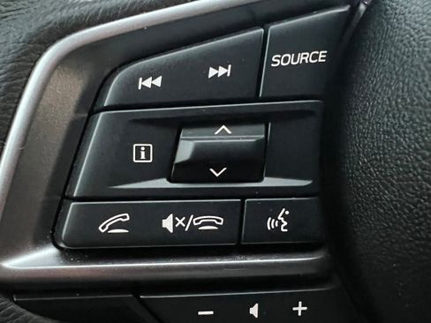 Certified 2025 Subaru Outback Premium w/ Popular Package #1A image 21