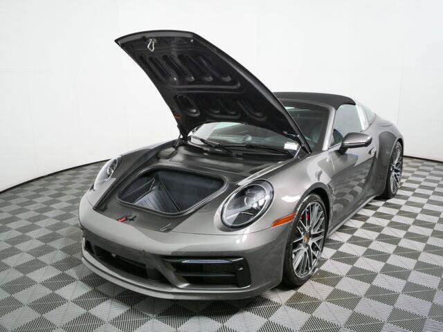Used 2023 Porsche 911 Targa 4S AWD/4WD image 33