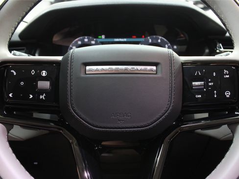 Used 2025 Land Rover Range Rover Velar Dynamic SE image 49