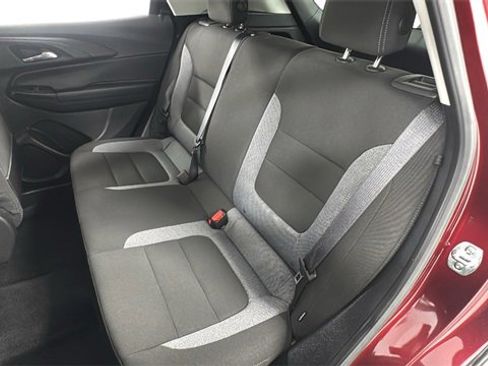 Used 2025 Chevrolet TrailBlazer LT w/ Driver Confidence Package image 12