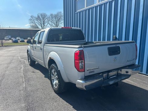 Used 2009 Suzuki Equator Sport image 3