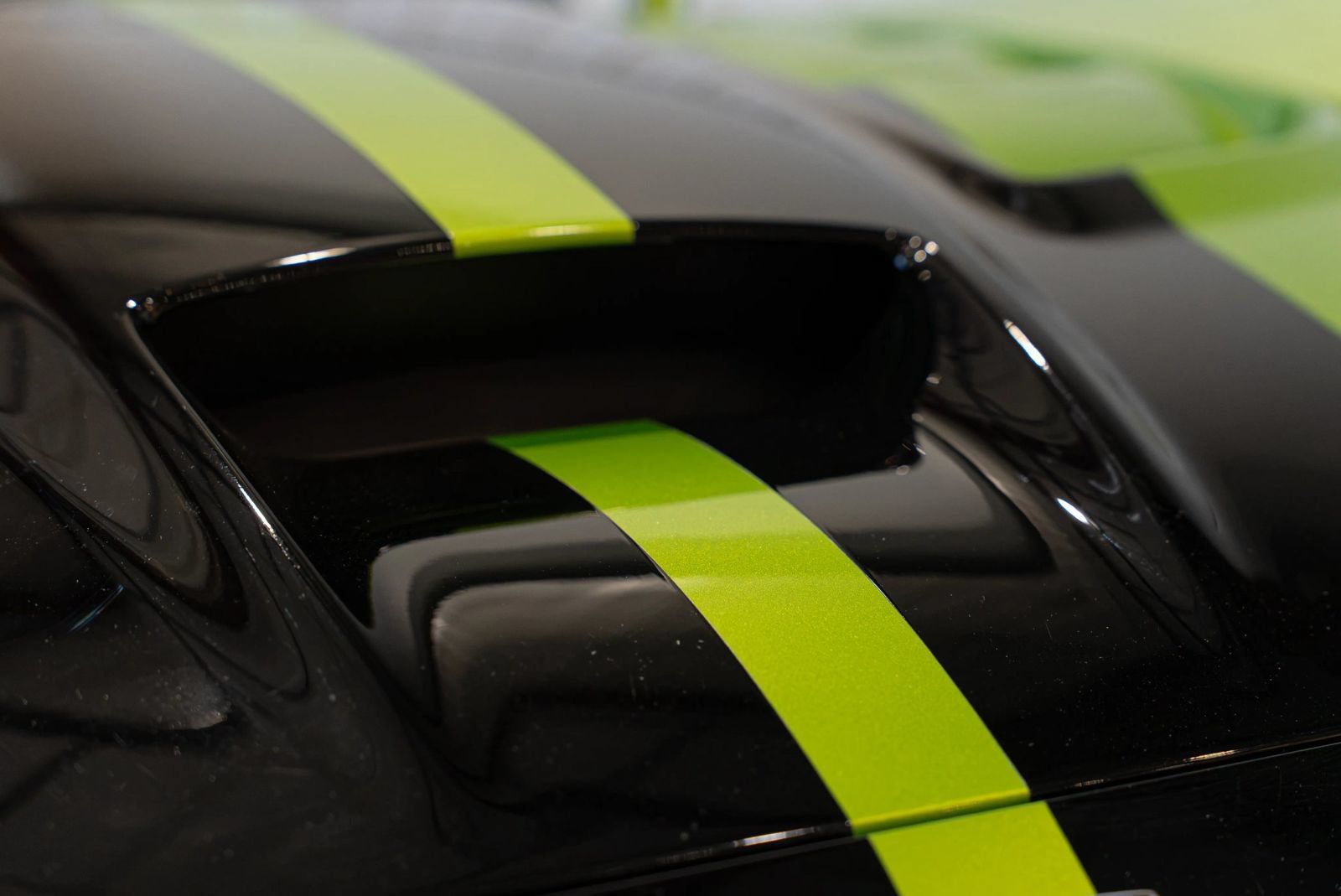 Used 2010 Dodge Viper SRT-10 RWD image 7