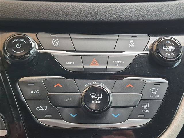 Used 2022 Chrysler Voyager LX w/ Fleet Security Group FWD image 14